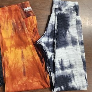 Booty by Brabants- 2 pairs of curvy patterned leggings